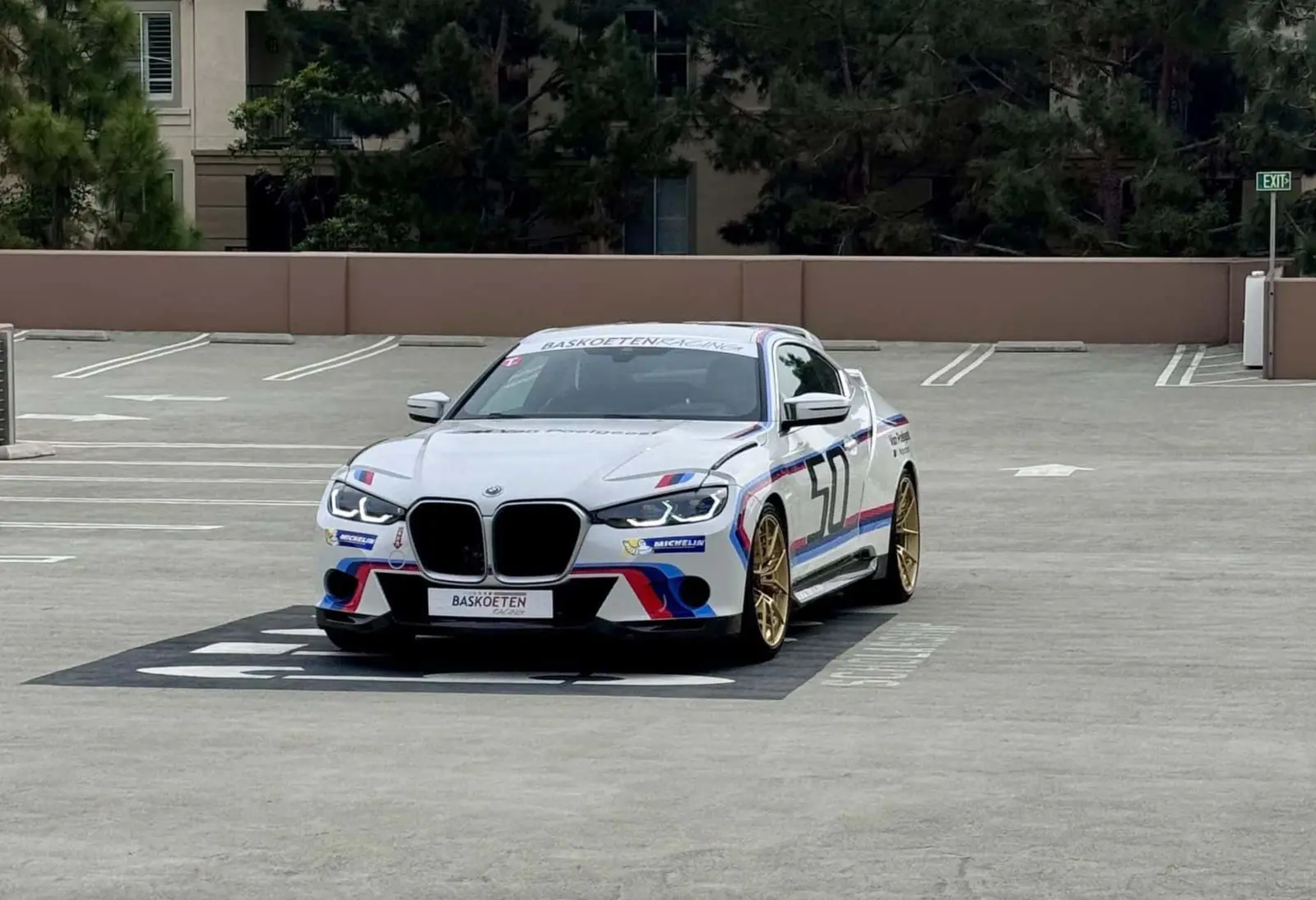 سيارة BMW 3.0 CSL تحفة احتفالية بمرور 50 عاماً على قسم M، 50 وحدة بسعر يتجاوز المليون دولار.