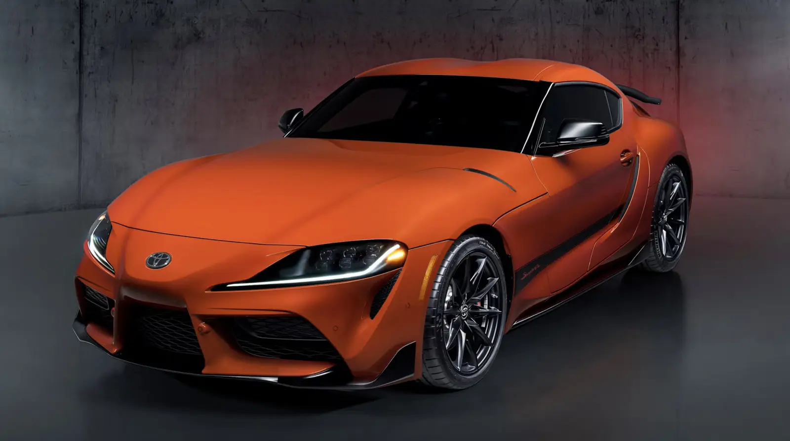 سيارة 2024 Toyota Supra
